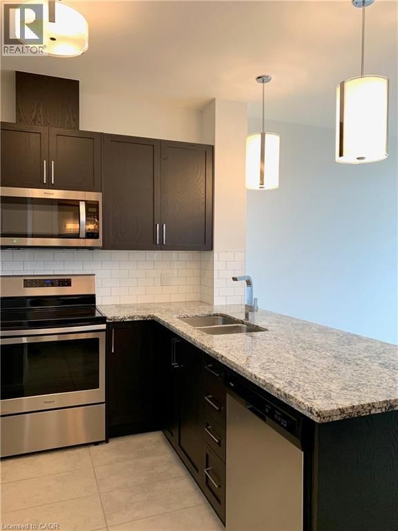 511 - 101 LOCKE STREET Image 6