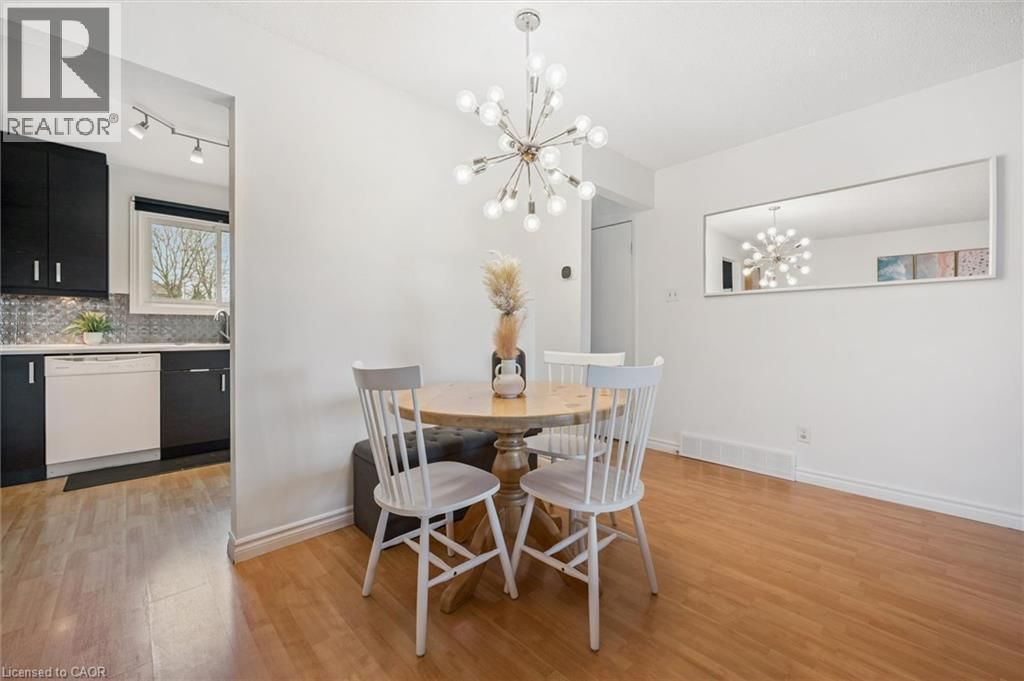 A - 423 CADBURY COURT Image 12