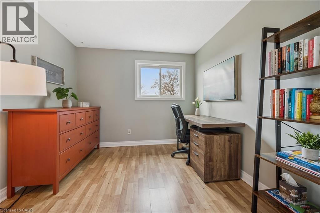 A - 423 CADBURY COURT Image 24