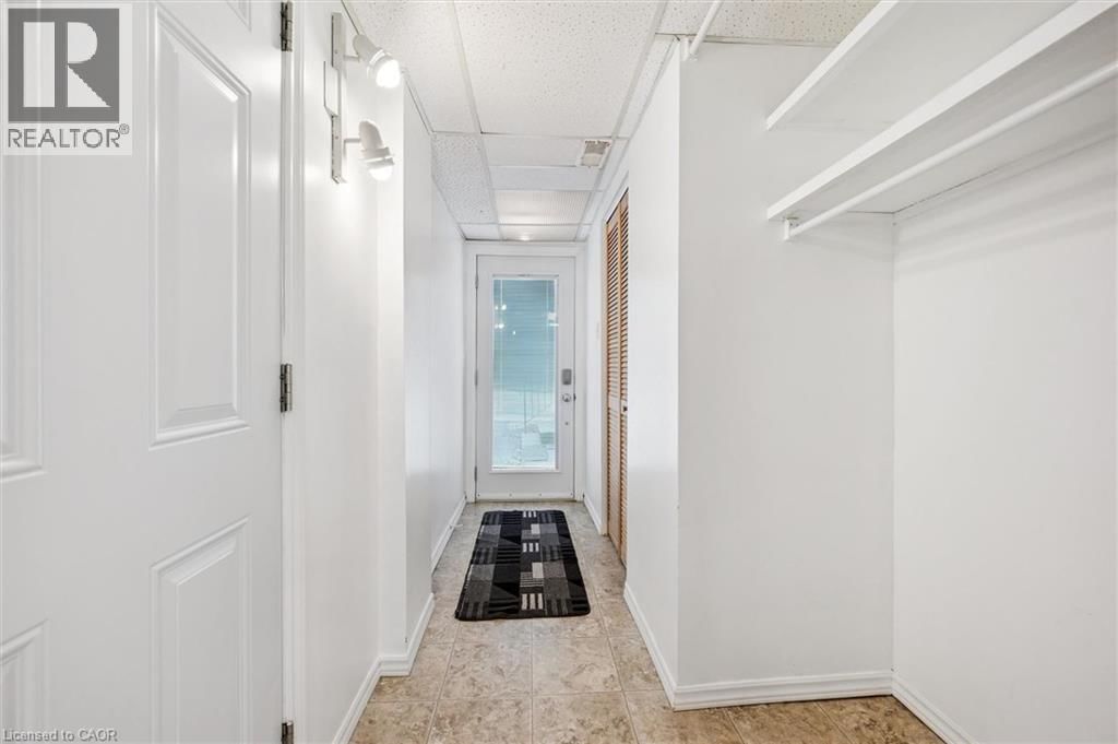 A - 423 CADBURY COURT Image 33