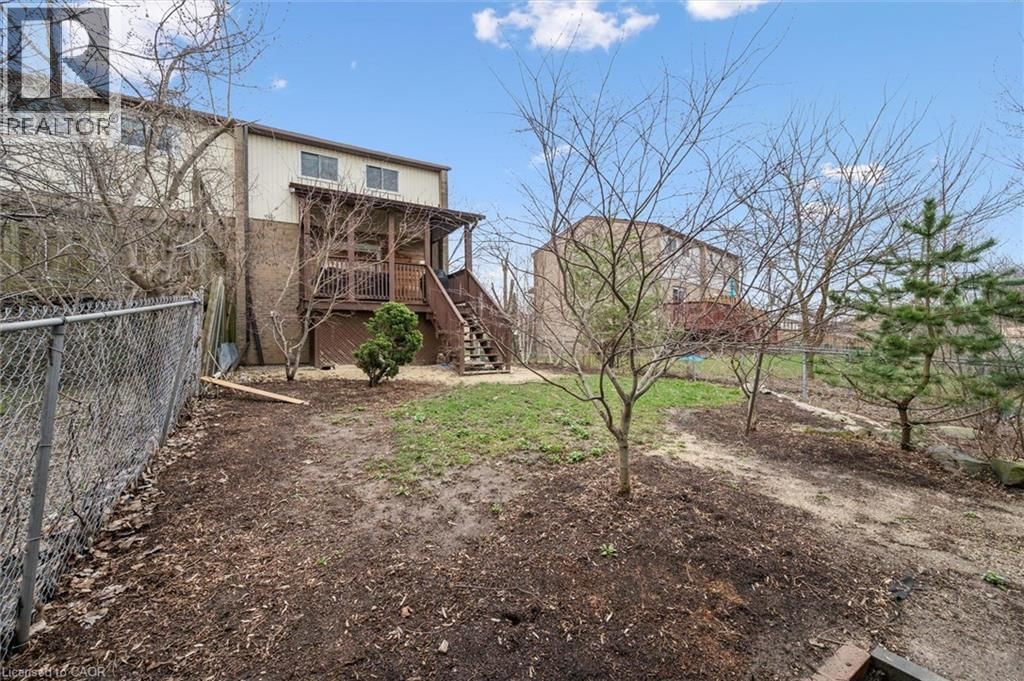 A - 423 CADBURY COURT Image 39