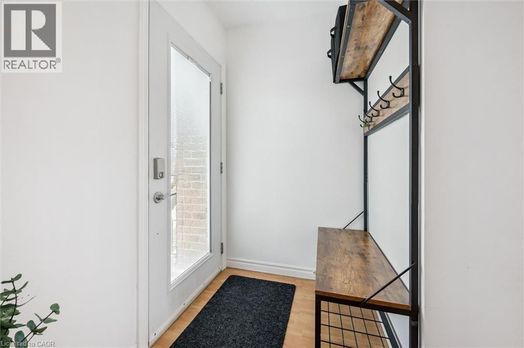 A - 423 CADBURY COURT Image 4