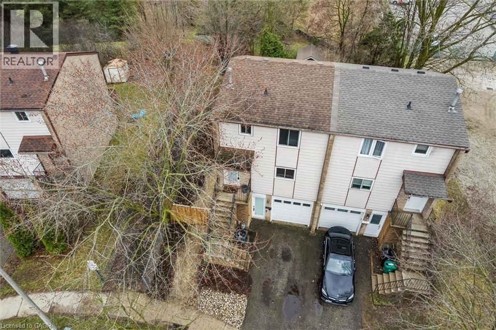 A - 423 CADBURY COURT Image 44