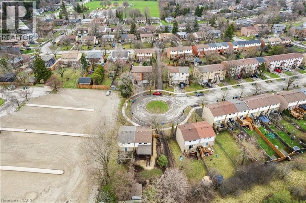 A - 423 CADBURY COURT Image 47