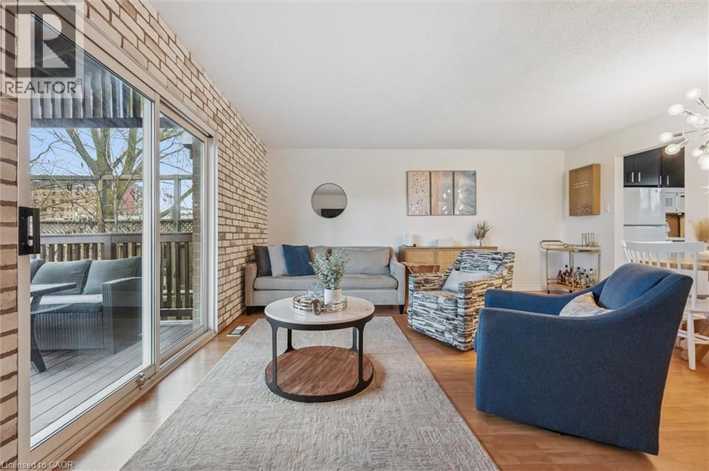 A - 423 CADBURY COURT Image 8