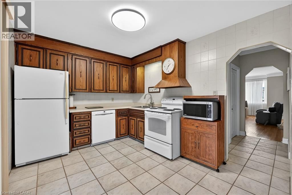 56 WEST 1ST STREET Image 9