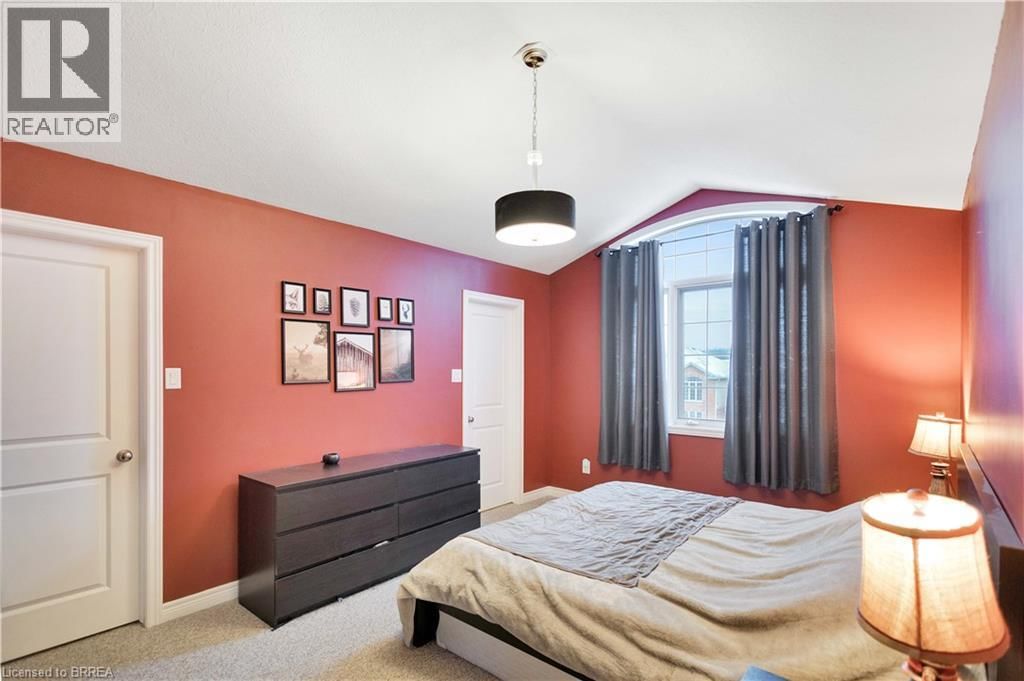 55 FISHER STREET Image 20