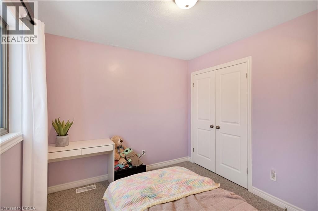 55 FISHER STREET Image 23