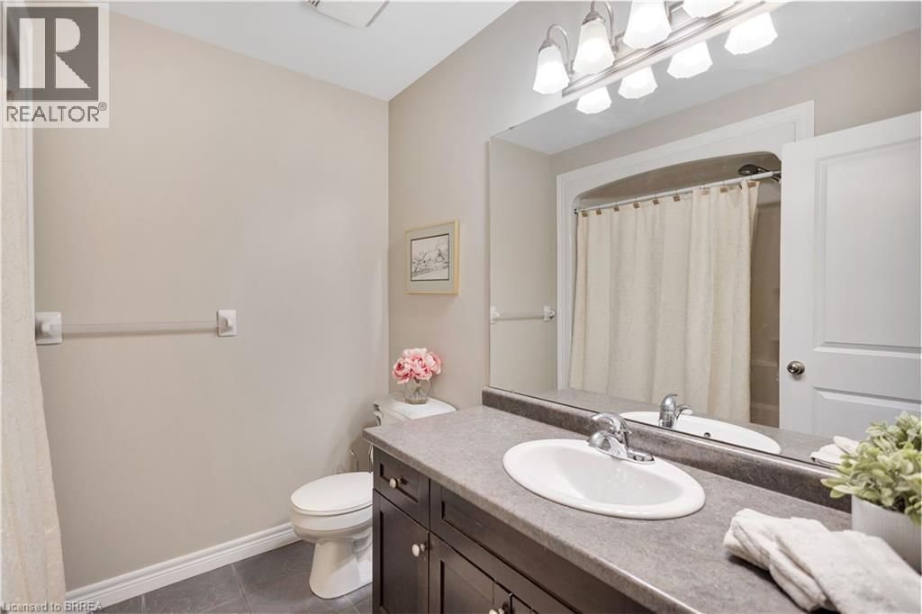 55 FISHER STREET Image 25