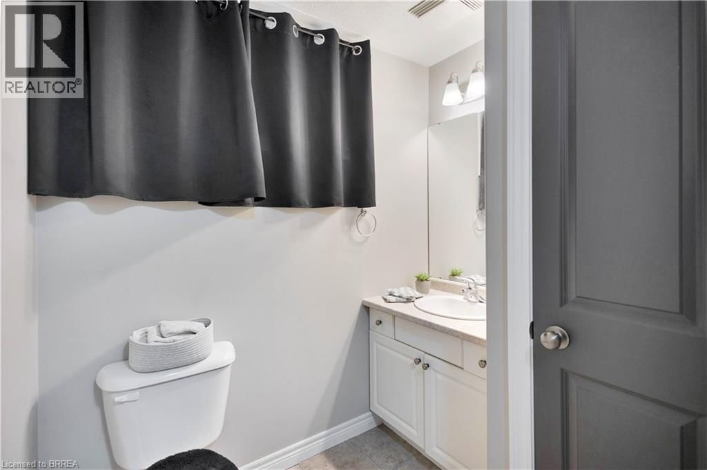 55 FISHER STREET Image 37