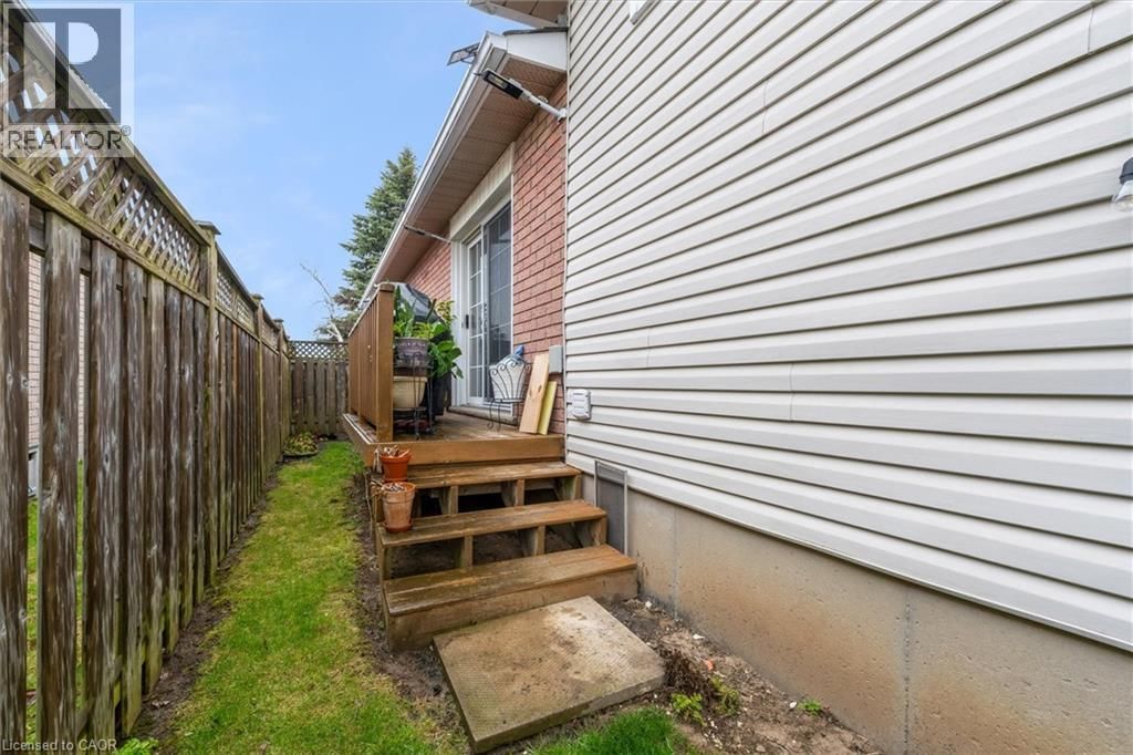 51 INDEPENDENCE DRIVE Image 32