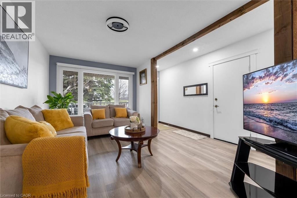 51 INDEPENDENCE DRIVE Image 5