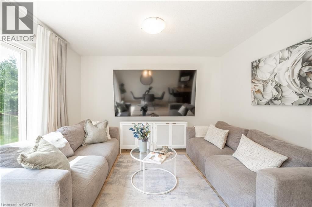 30 FALLOWFIELD DRIVE Image 13