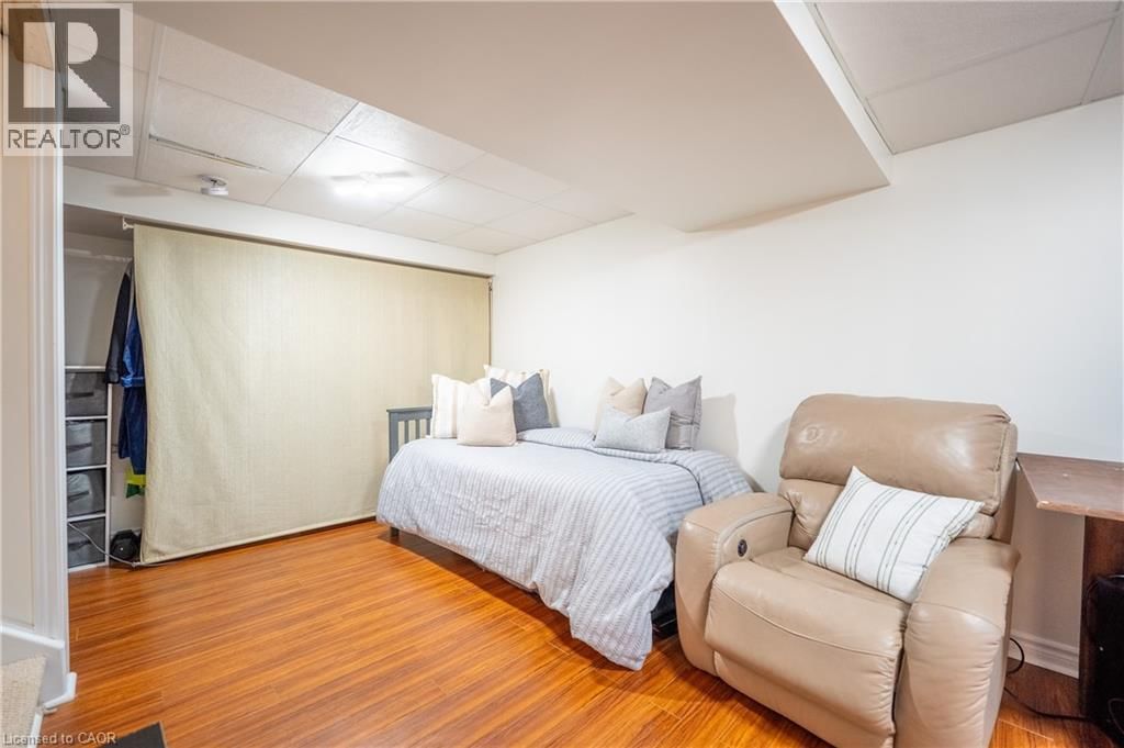 30 FALLOWFIELD DRIVE Image 28