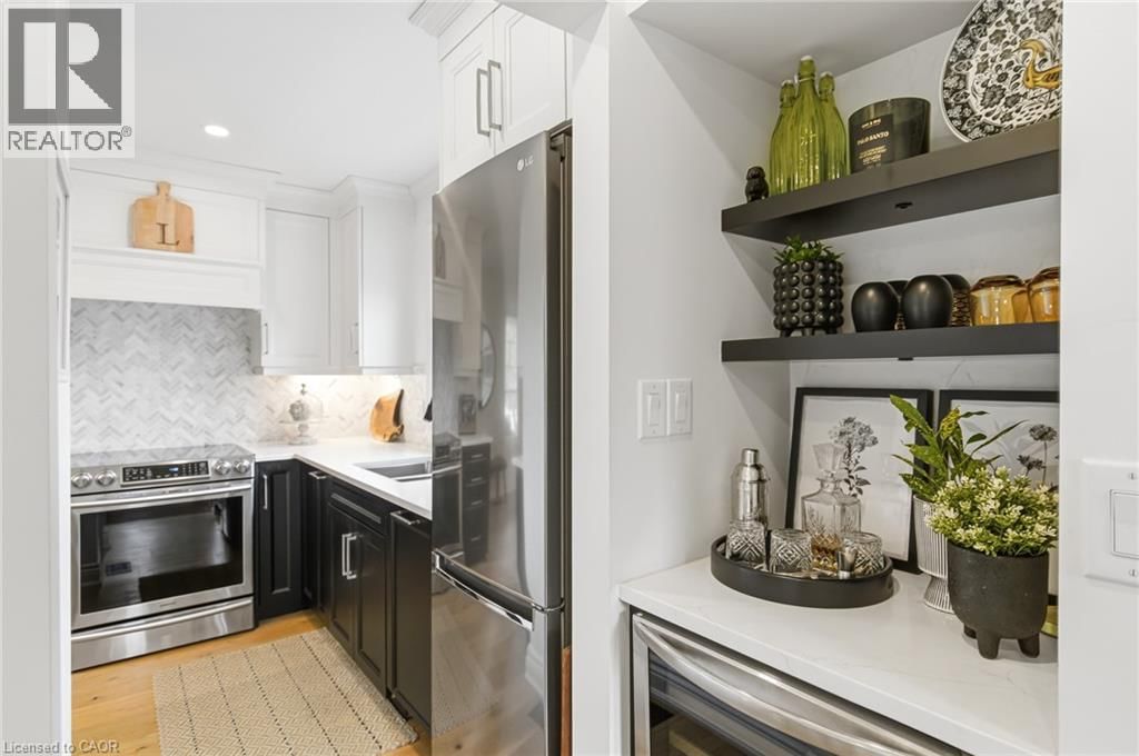 620 CHARLOTTE STREET Image 10