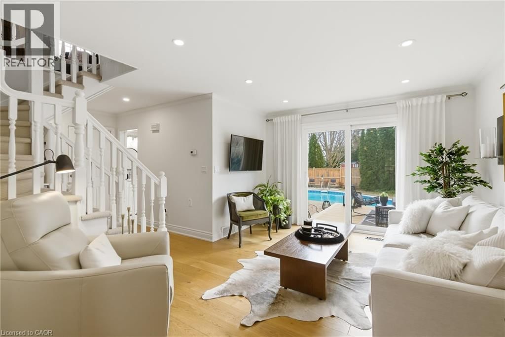 620 CHARLOTTE STREET Image 15