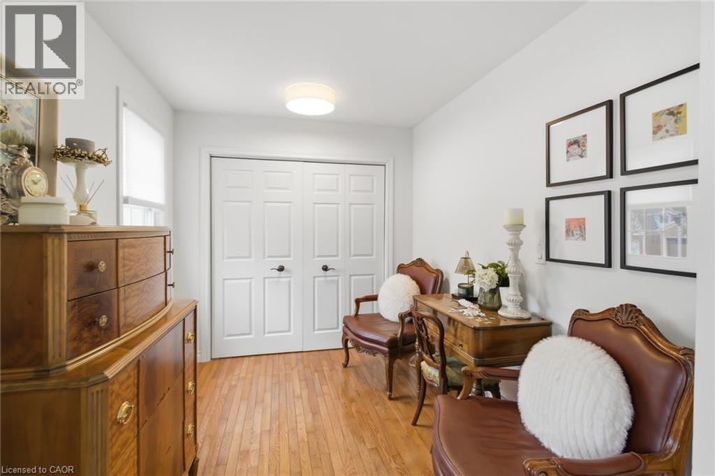 620 CHARLOTTE STREET Image 24