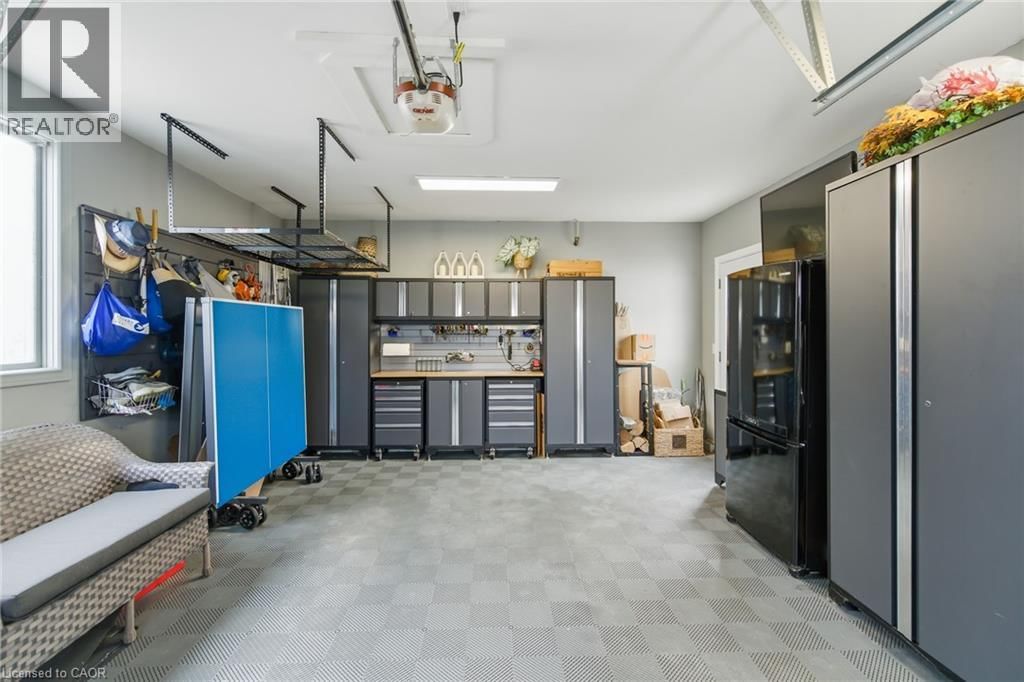 620 CHARLOTTE STREET Image 30