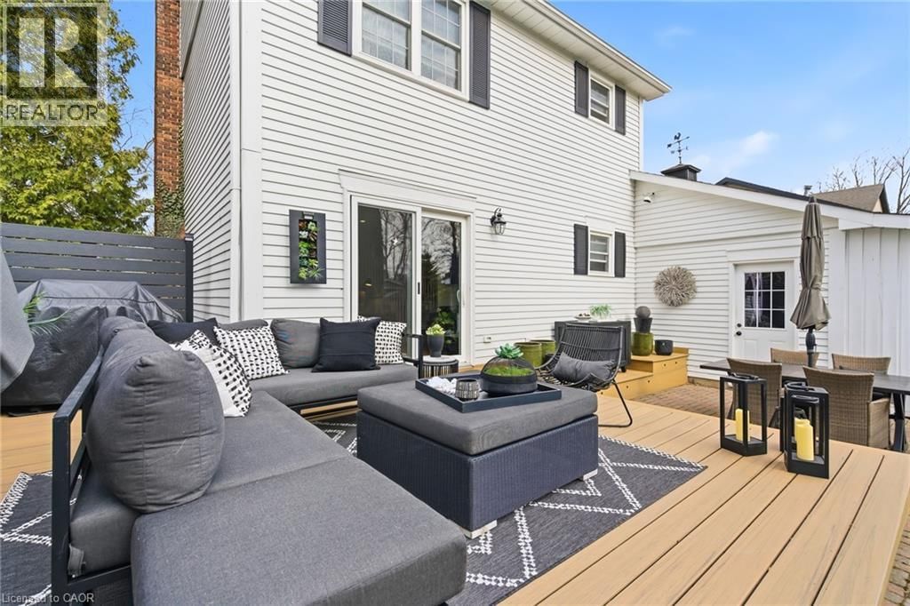 620 CHARLOTTE STREET Image 35