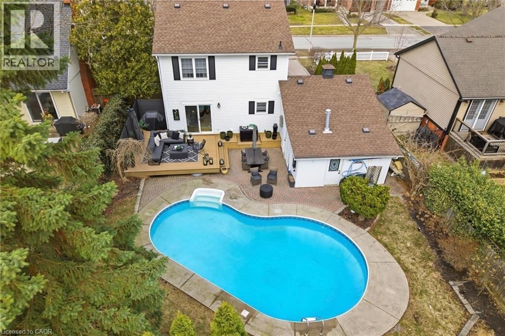 620 CHARLOTTE STREET Image 40