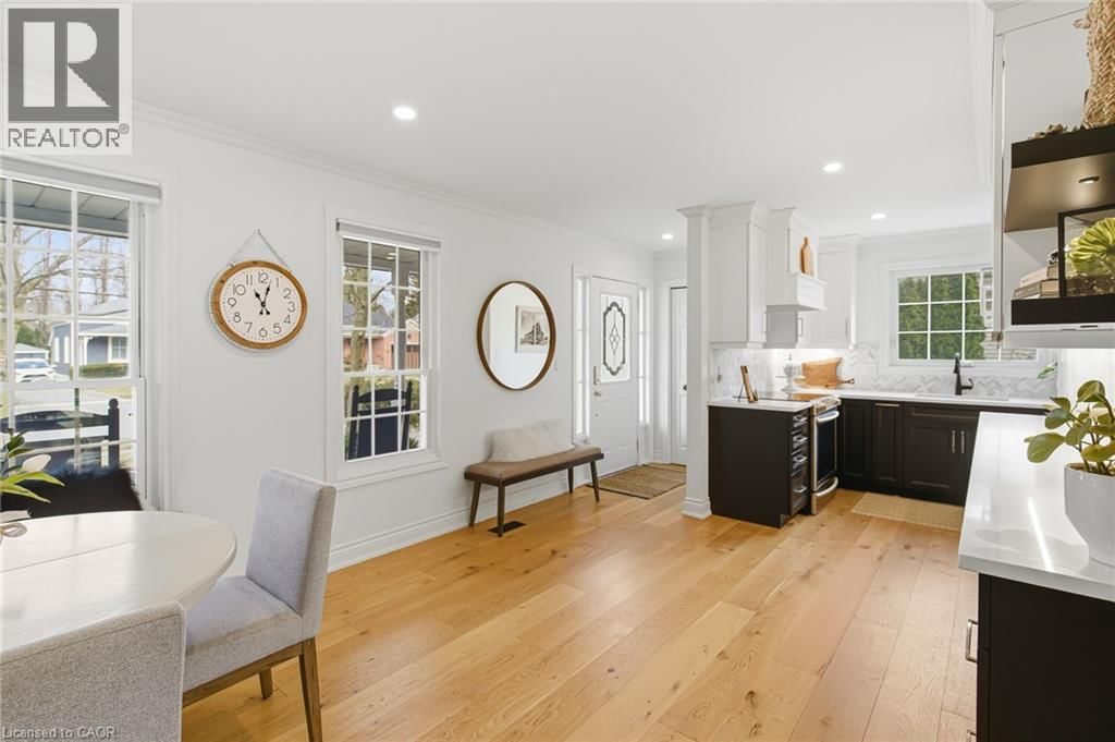 620 CHARLOTTE STREET Image 8