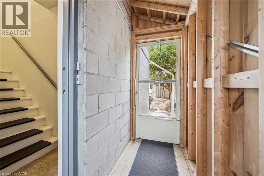 16 HAMPTON STREET Image 29