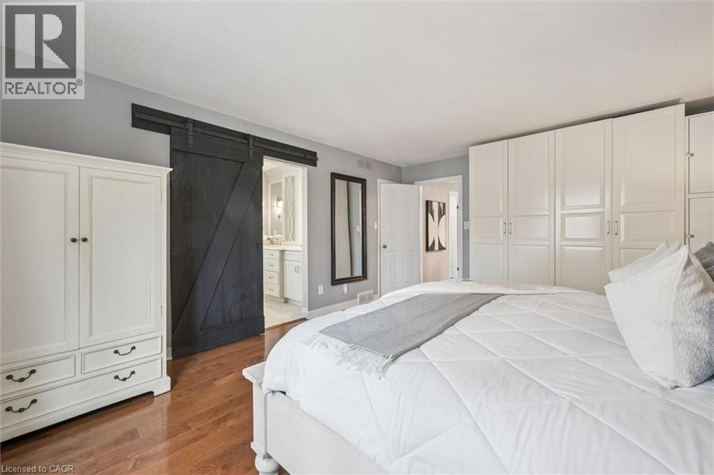 245 SHAGBARK COURT Image 18