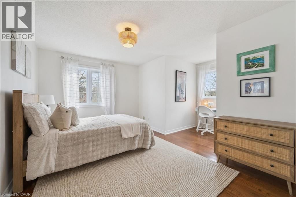 245 SHAGBARK COURT Image 25