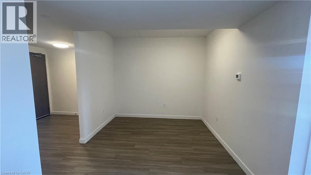 912 - 49 WALNUT STREET SOUTH Image 14