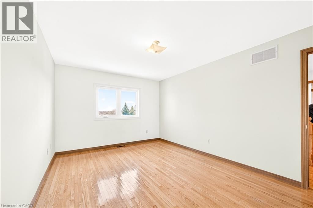 27 TRIESTE PLACE Image 27