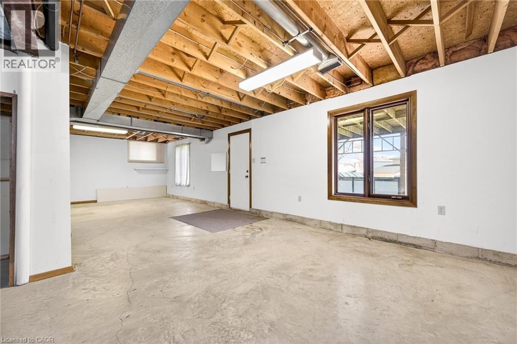 27 TRIESTE PLACE Image 36