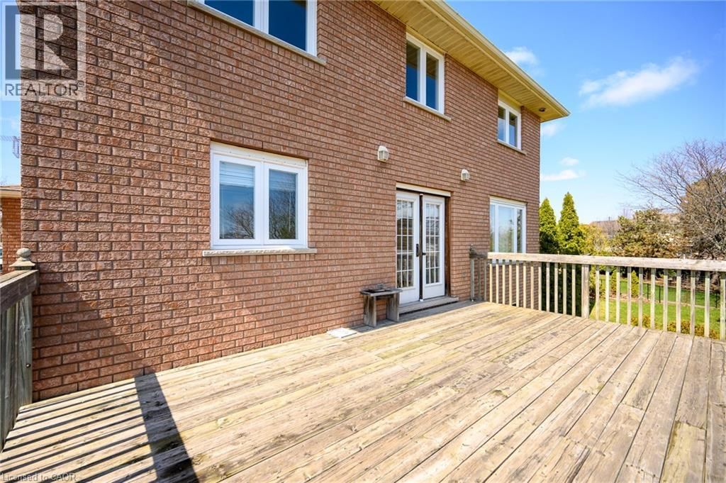 27 TRIESTE PLACE Image 38