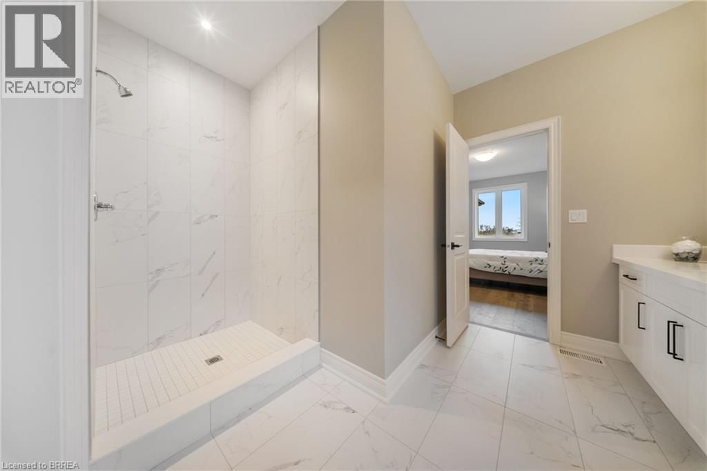 187 CRADDOCK BOULEVARD Image 12