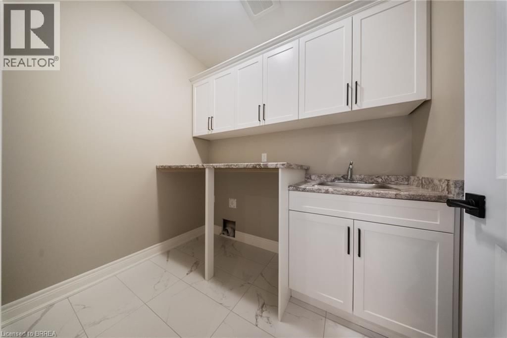 187 CRADDOCK BOULEVARD Image 13