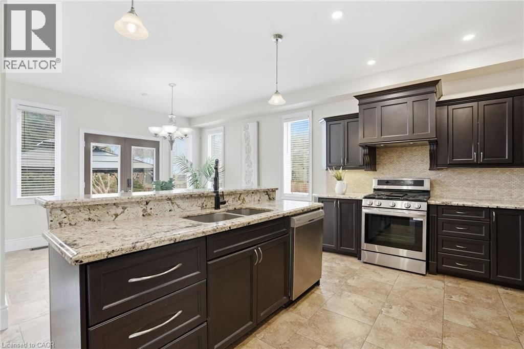 223 ANNABELLE STREET Image 12