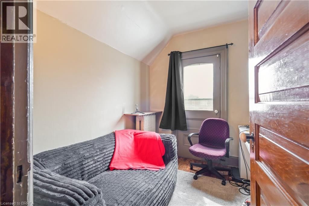 10 HENRIETTA STREET Image 12