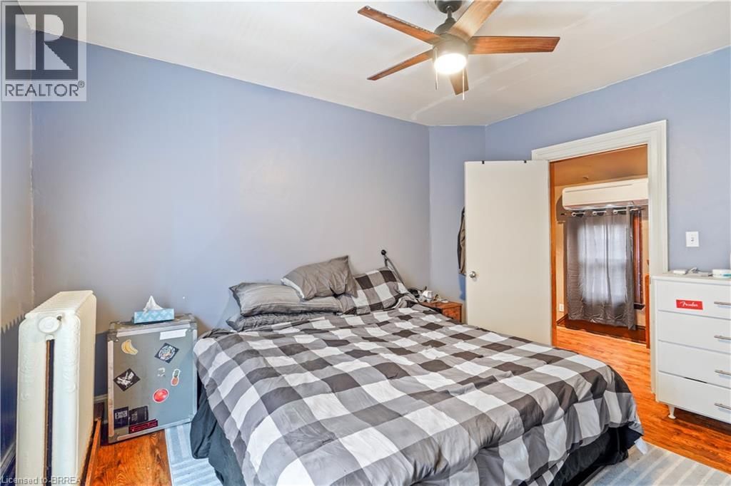 10 HENRIETTA STREET Image 14