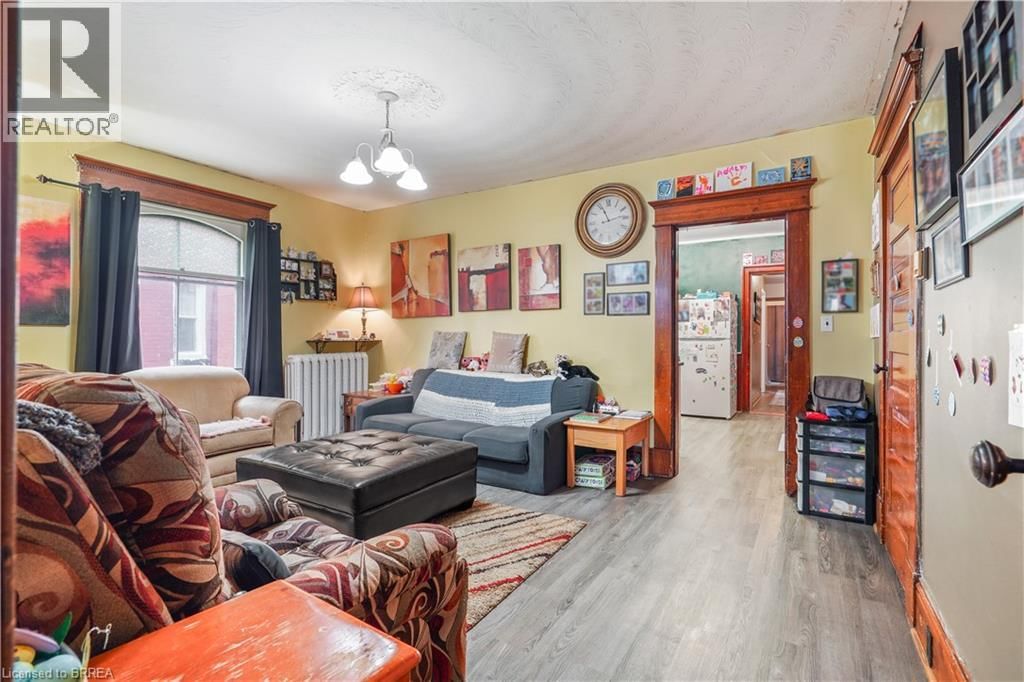 10 HENRIETTA STREET Image 21