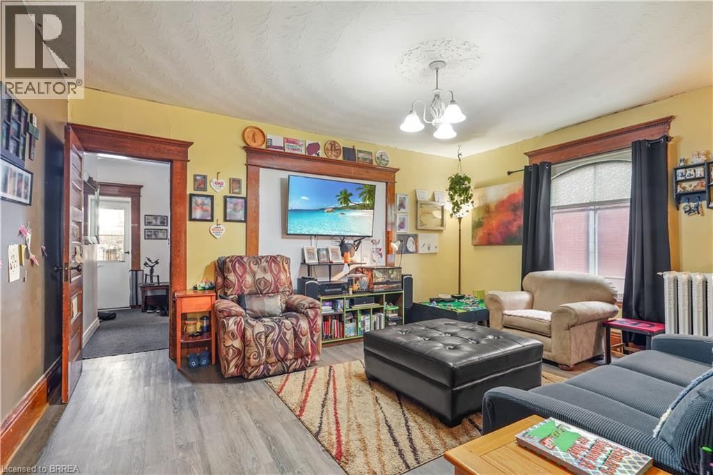 10 HENRIETTA STREET Image 22