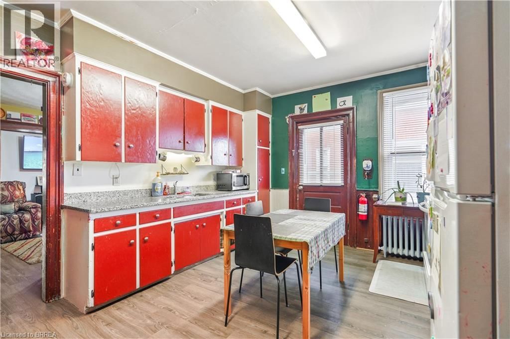 10 HENRIETTA STREET Image 25