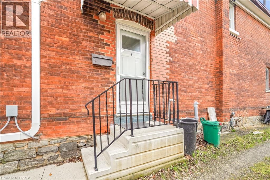 10 HENRIETTA STREET Image 6