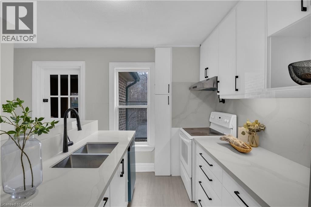 396 CHURCH STREET Image 15