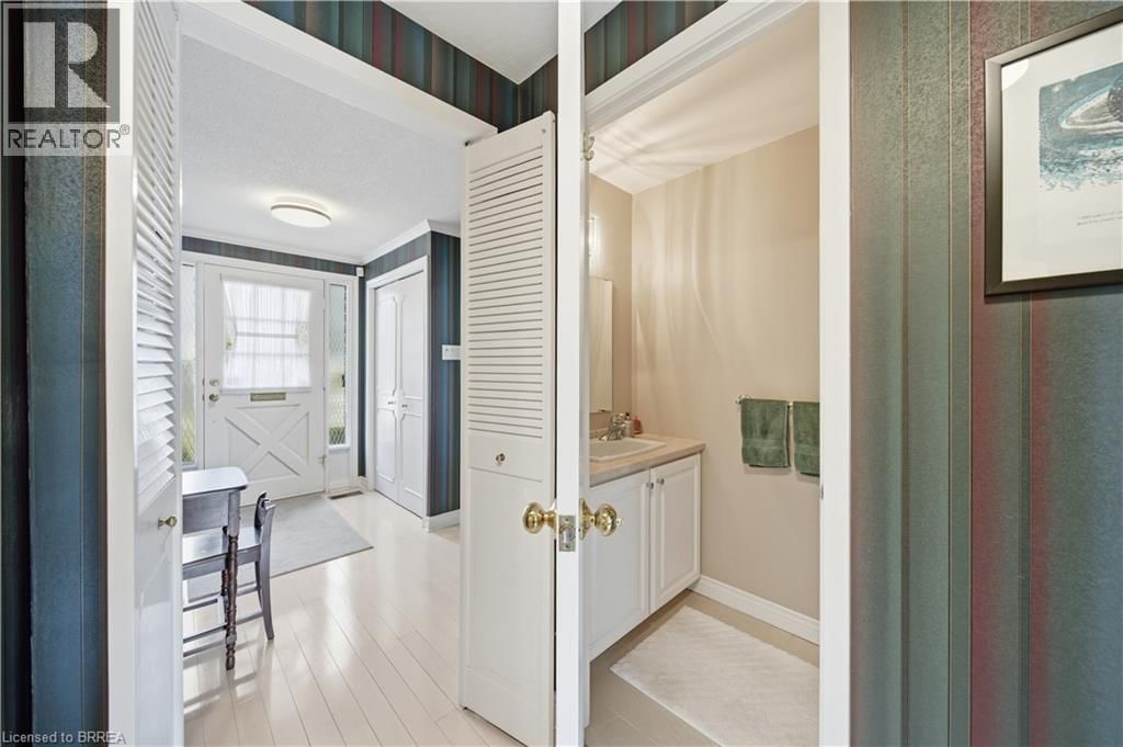 37 PARKVIEW CRESCENT Image 13