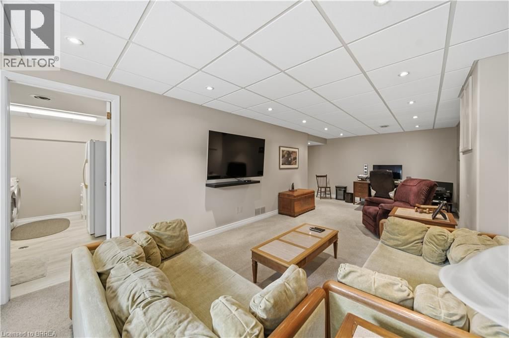 37 PARKVIEW CRESCENT Image 27