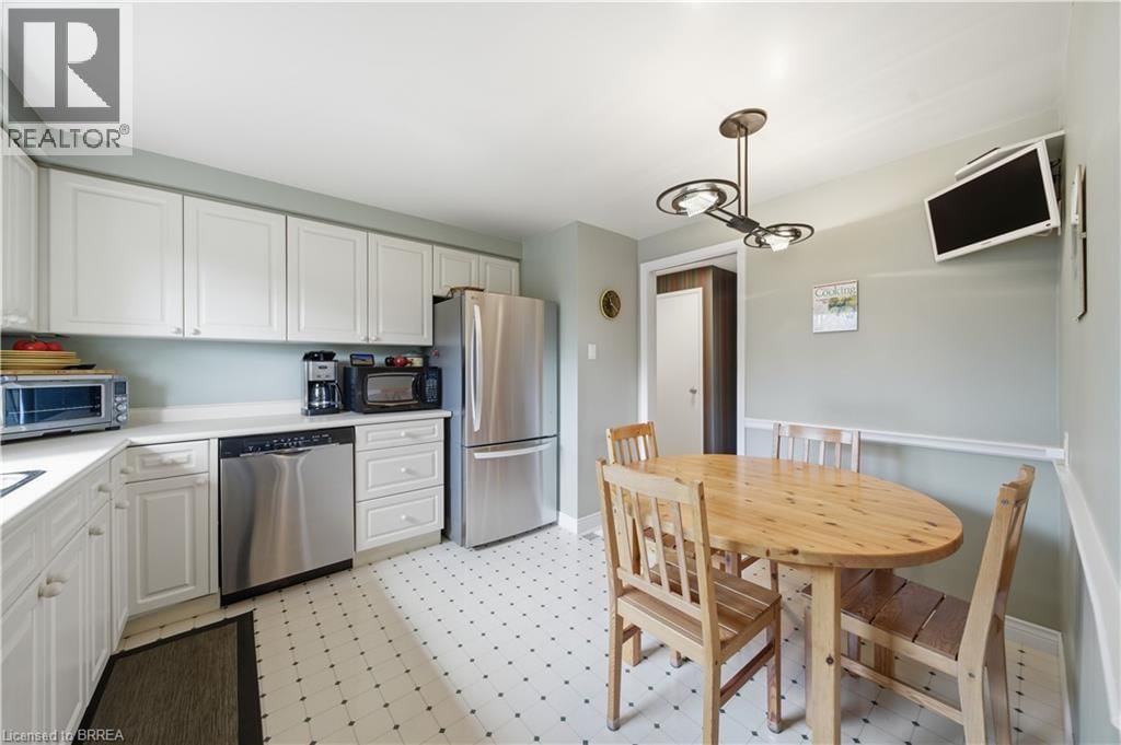 37 PARKVIEW CRESCENT Image 7