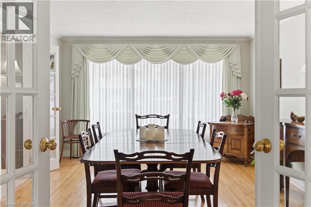 37 PARKVIEW CRESCENT Image 8