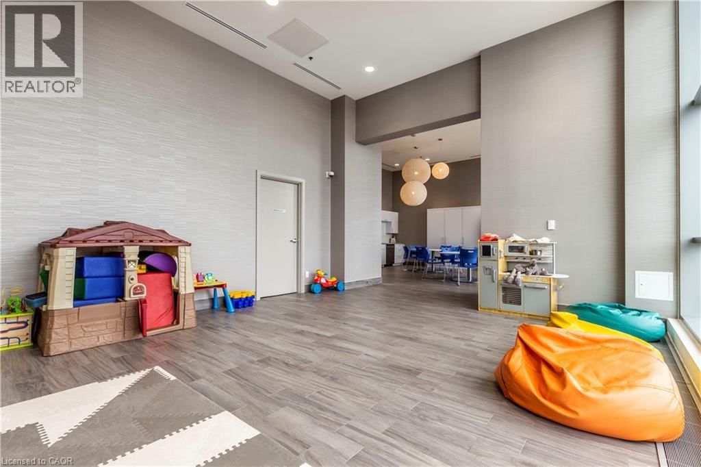 703 - 2081 FAIRVIEW STREET Image 26