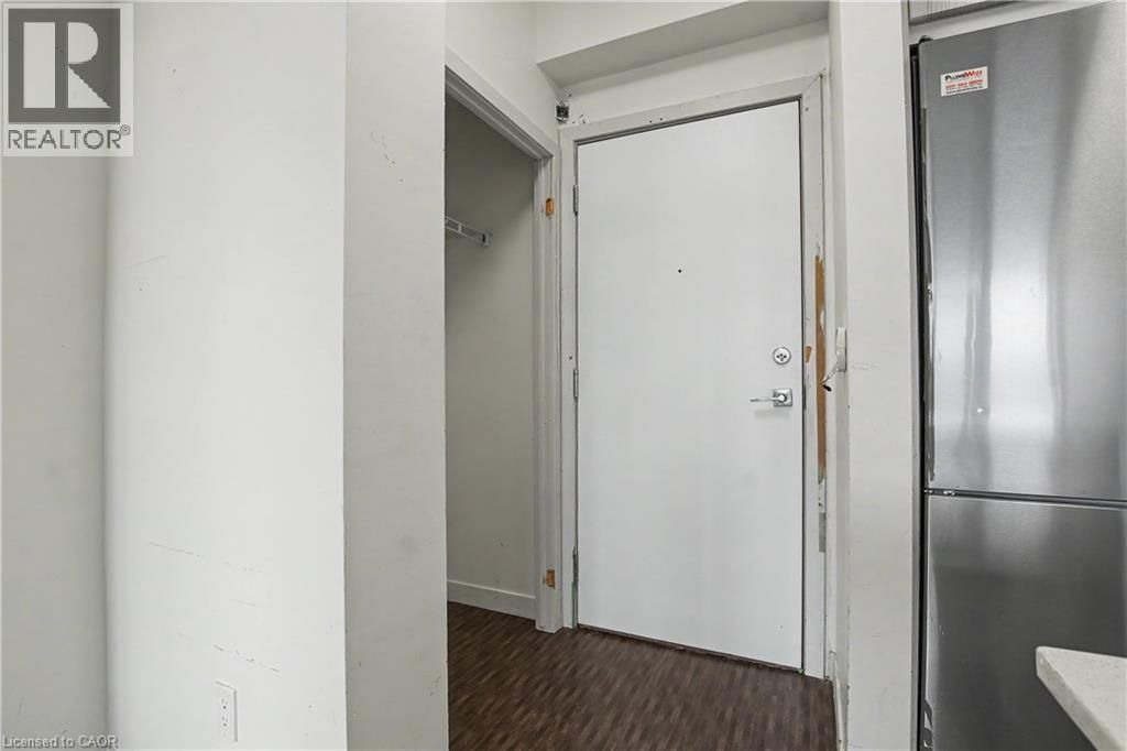 703 - 2081 FAIRVIEW STREET Image 4