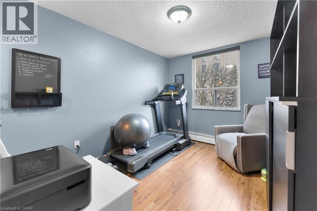 407 - 6390 HUGGINS STREET Image 25