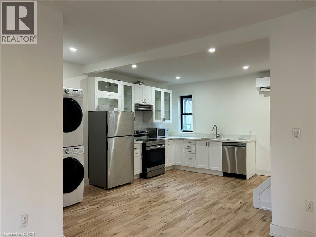 13 HESS STREET Image 14